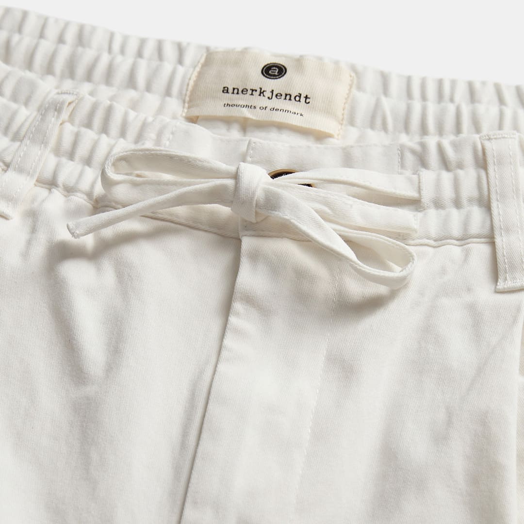 ANERKJENDT || AKJAN COTTON PLEAT ELA PANTS TOFU