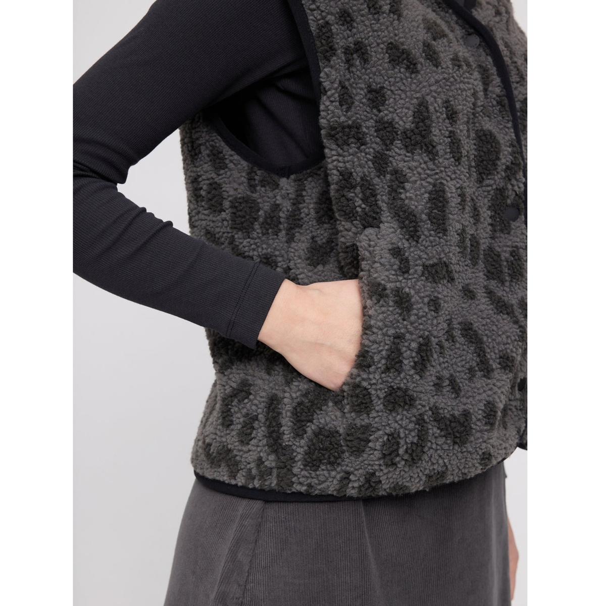 MAZINE || PRINTED TEDDY-FLEECE VEST GREY/PRINTED