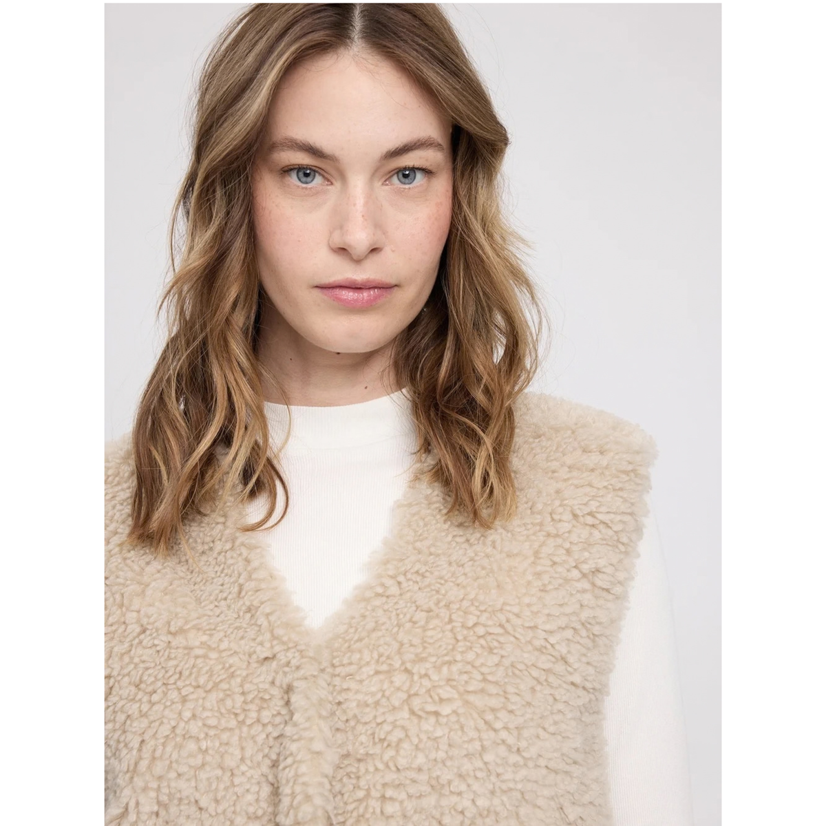 MAZINE || WOMEN FAUX-FUR VEST NATURAL