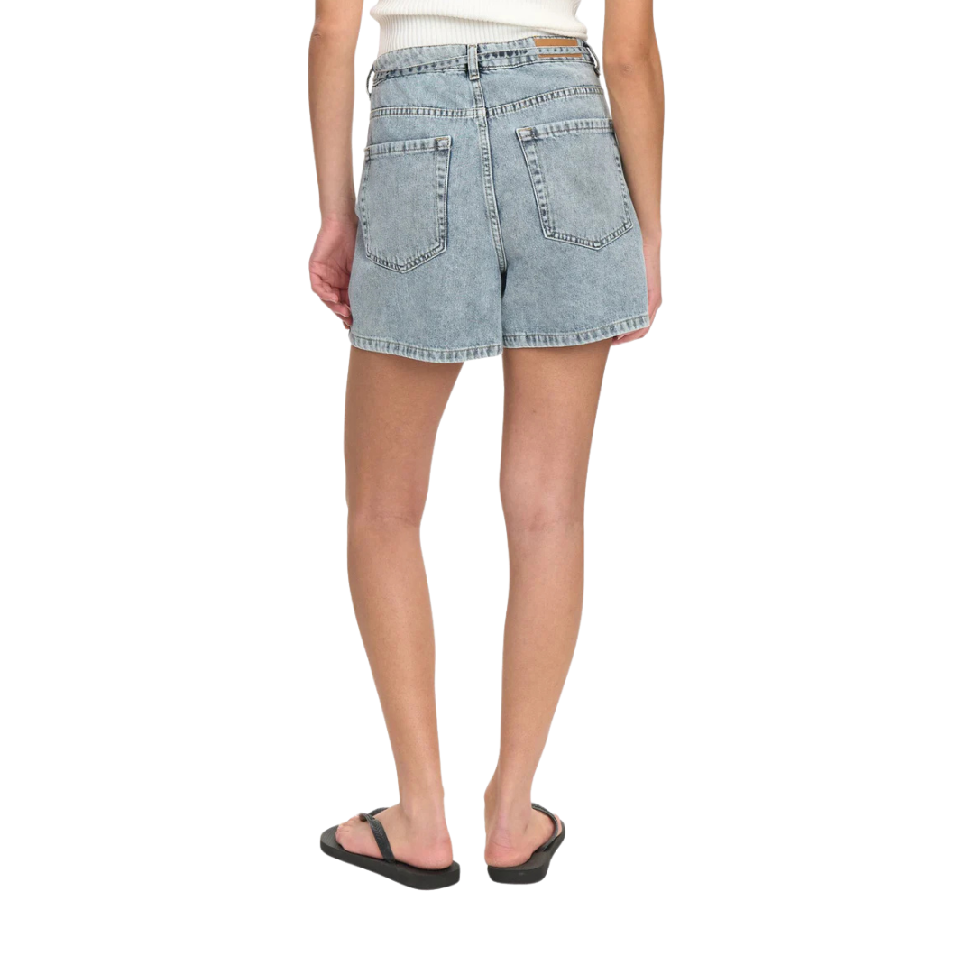 NÜMPH || NUBROOKLYN SHORTS LIGHT BLUE BLEATCH