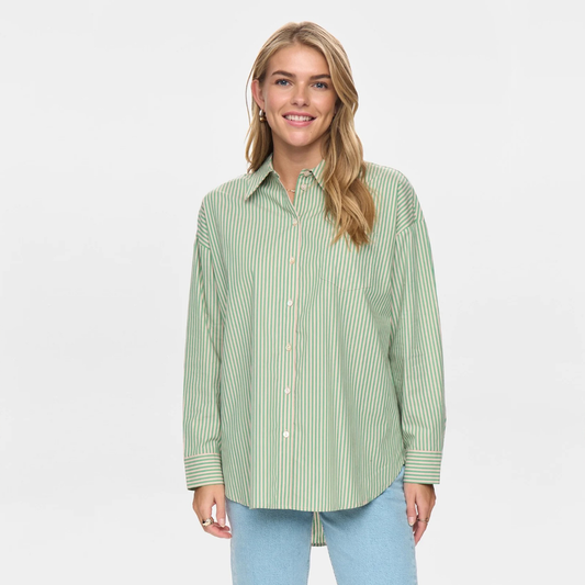 NÜMPH || NUHAILEY SHIRT W|O STONE VIBRANT GREEN