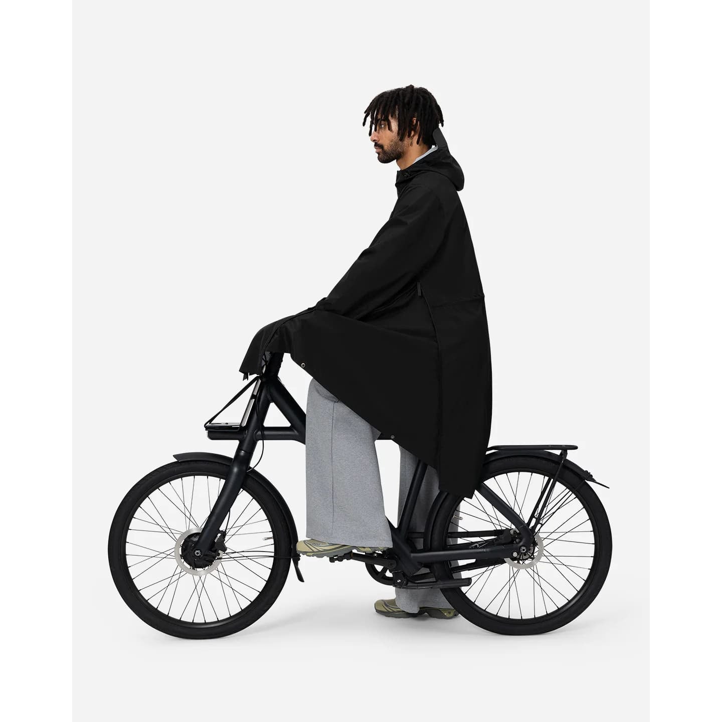 MAIUM || LIGHT WEIGHT UNISEX PARKA