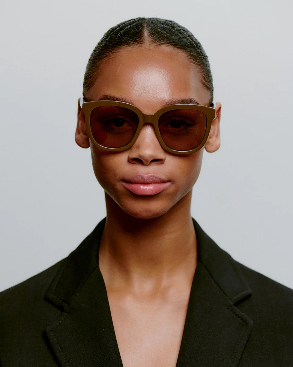 A.KJAERBEDE II BILLY CHOCOLATE