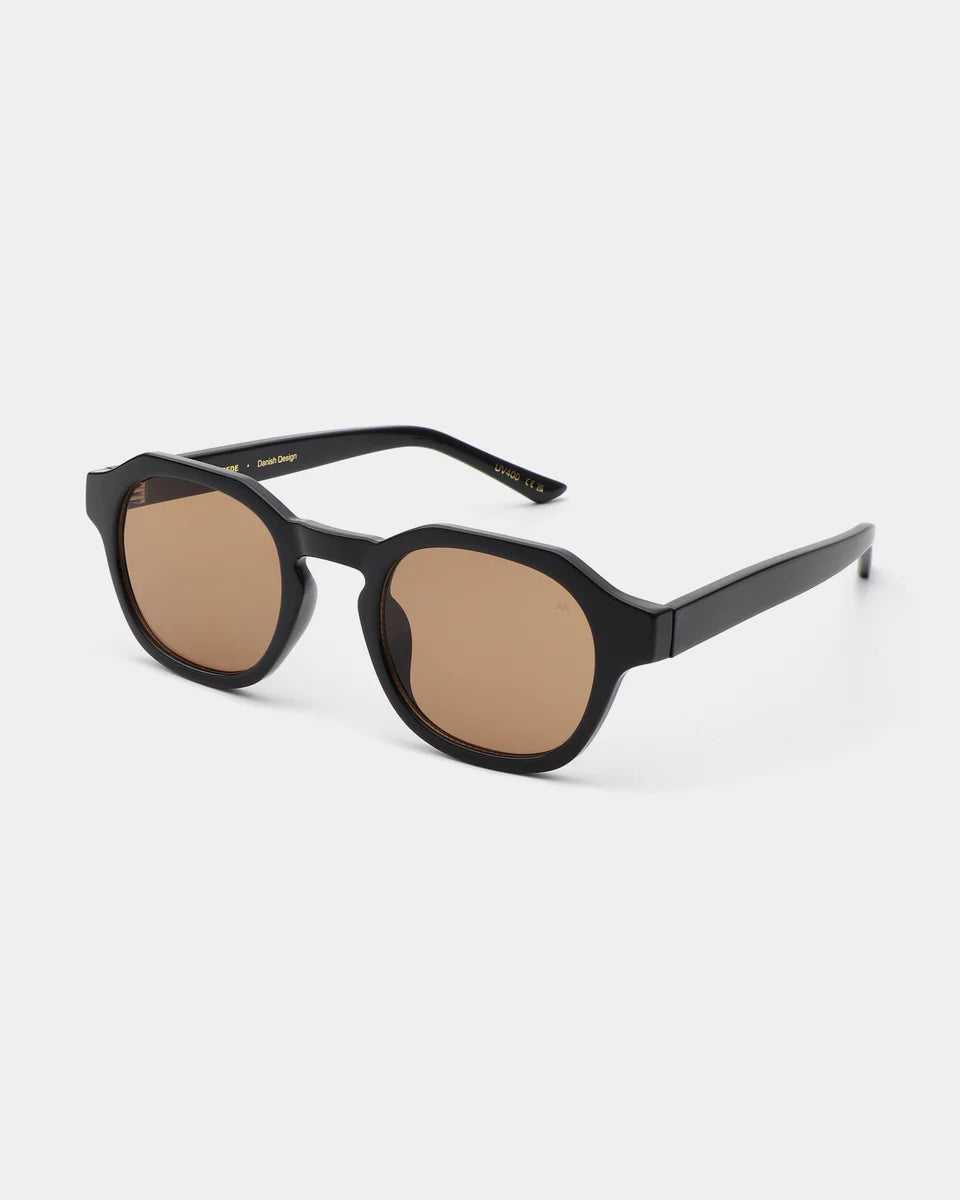 A.KJAERBEDE II ZAN BLACK