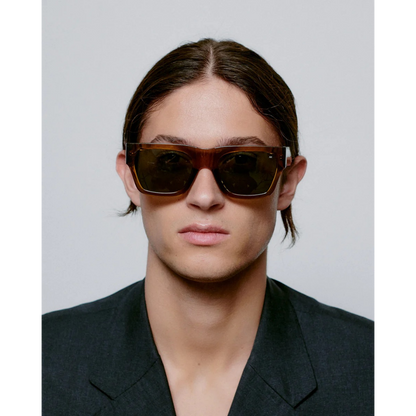 A.KJAERBEDE || AGNES SMOKE TRANSPARENT
