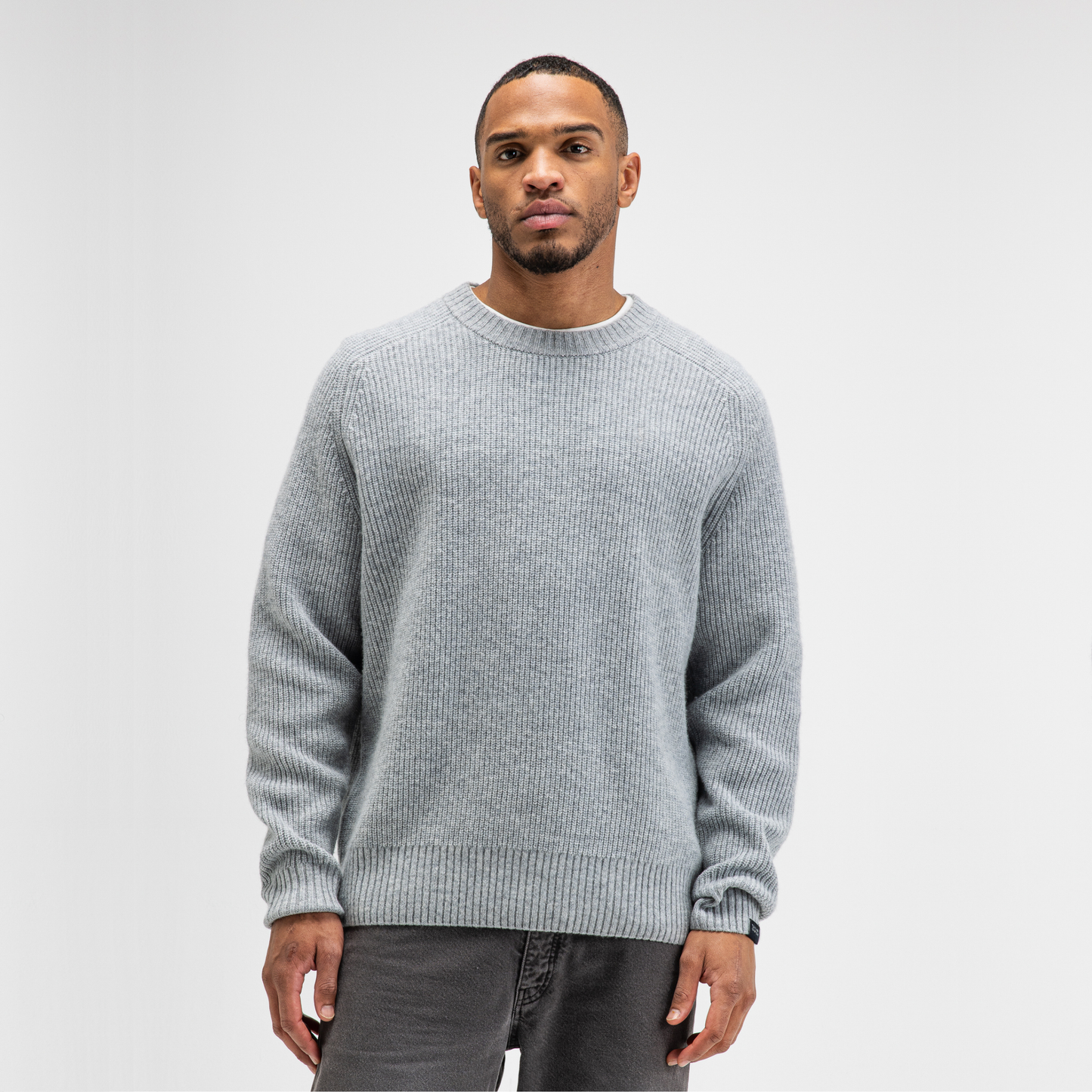 BUTCHER OF BLUE || CARTER KNIT CREW GREY MELANGE
