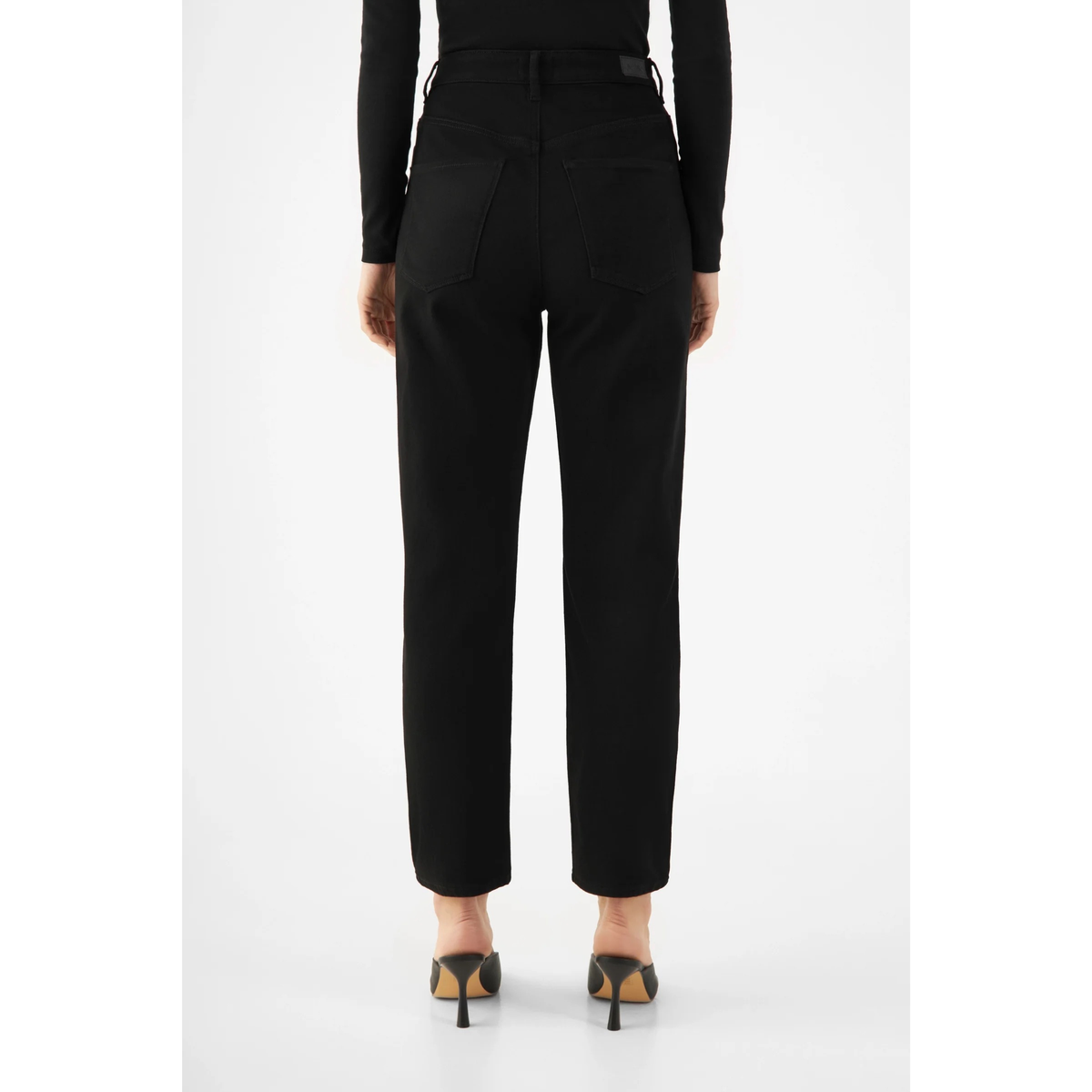 DAWN || STARDUST O-SHAPE SOFT DENIM BLACK