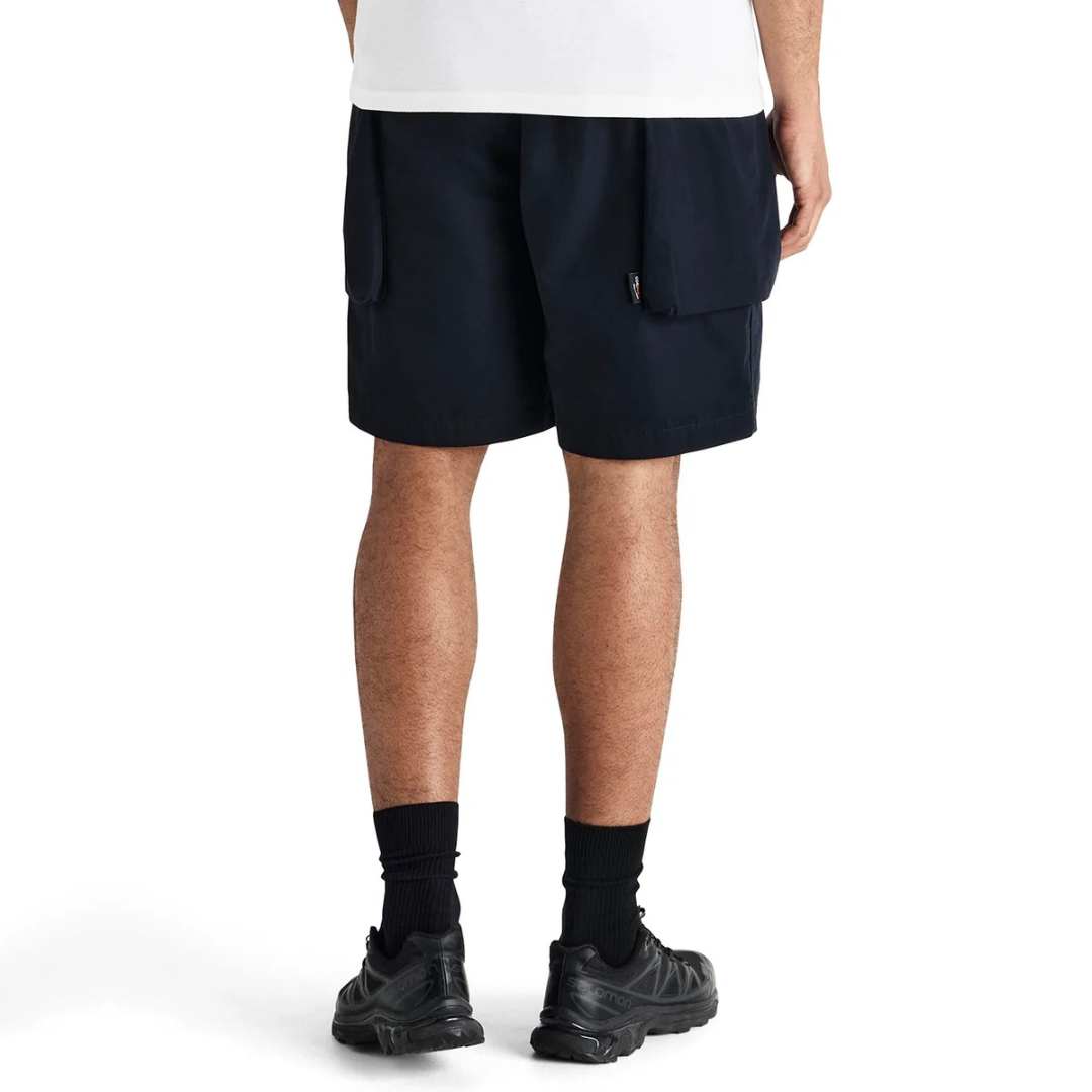 DEUS EX MACHINA || DUCK DIVE SHORT BLACK