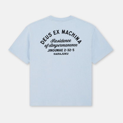 DEUS EX MACHINA || HARAJUKU SIGN TEE CERULEAN BLUE
