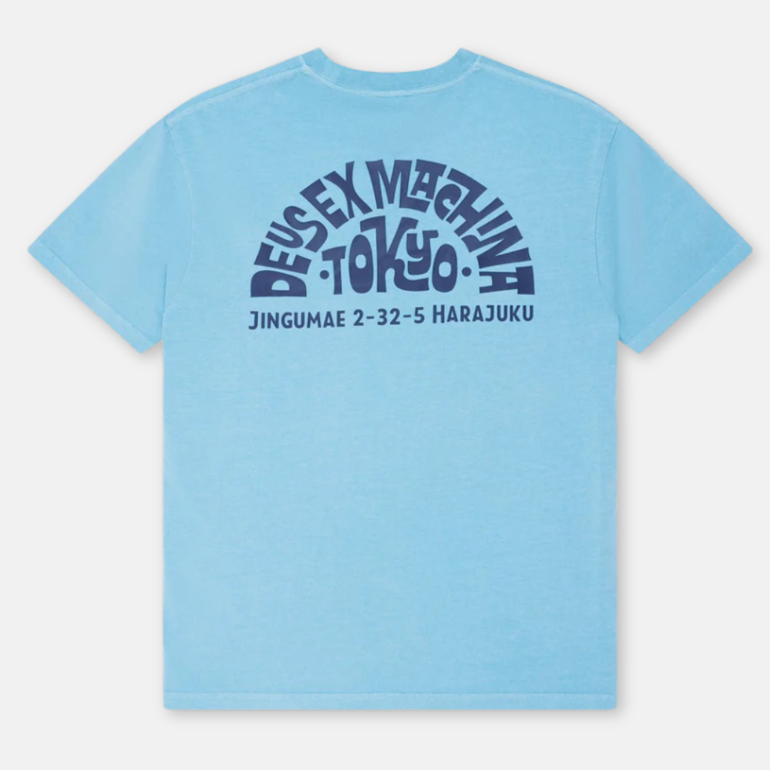 DEUS EX MACHINA || TOKYO ADDRESS TEE BONNIE BLUE