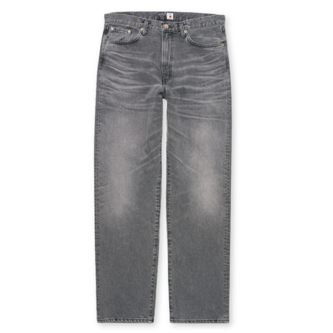 EDWIN || LOOSE FIT MID BLACK LIGHT USED