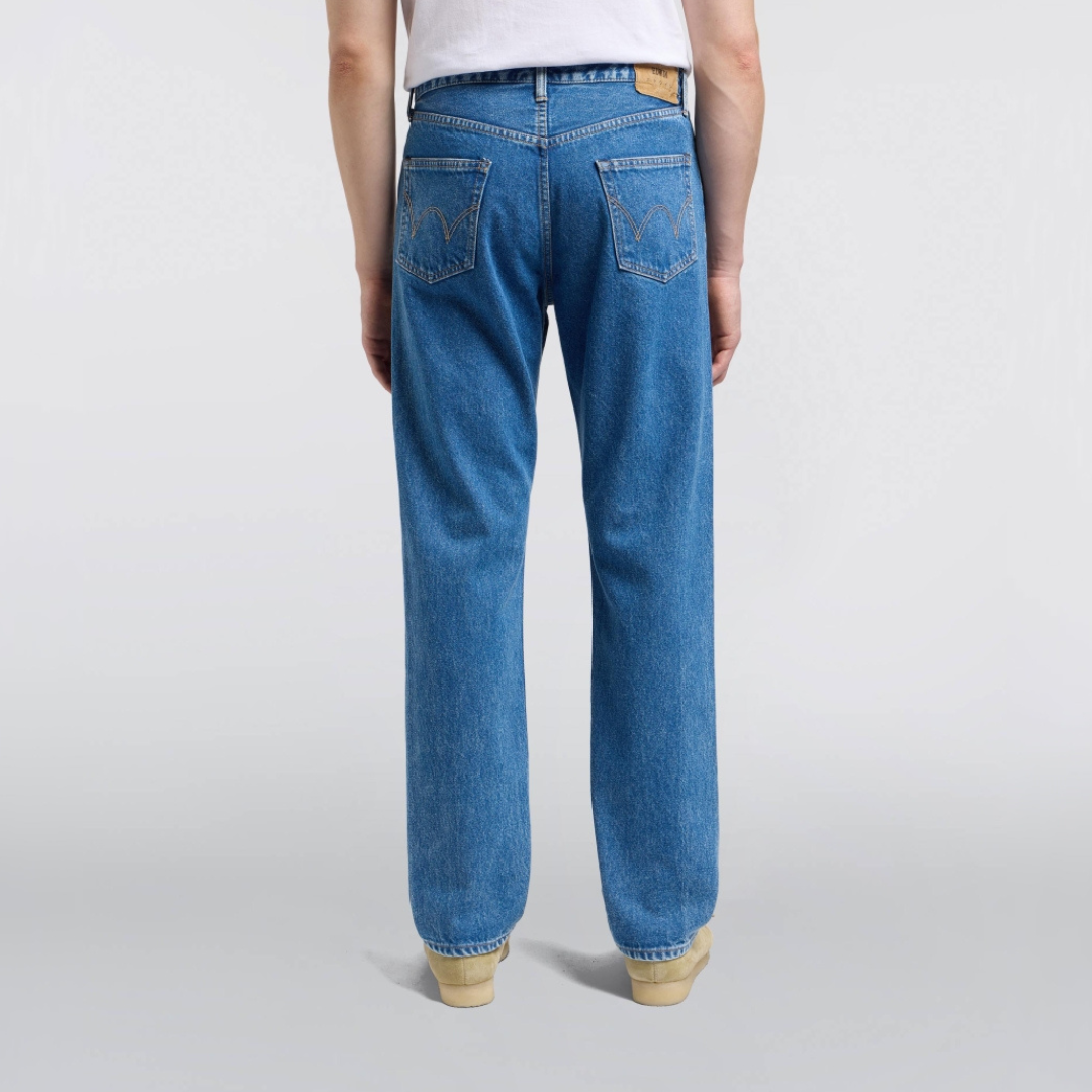 EDWIN || REGULAR STRAIGHT BLUE MID LIGHT USED