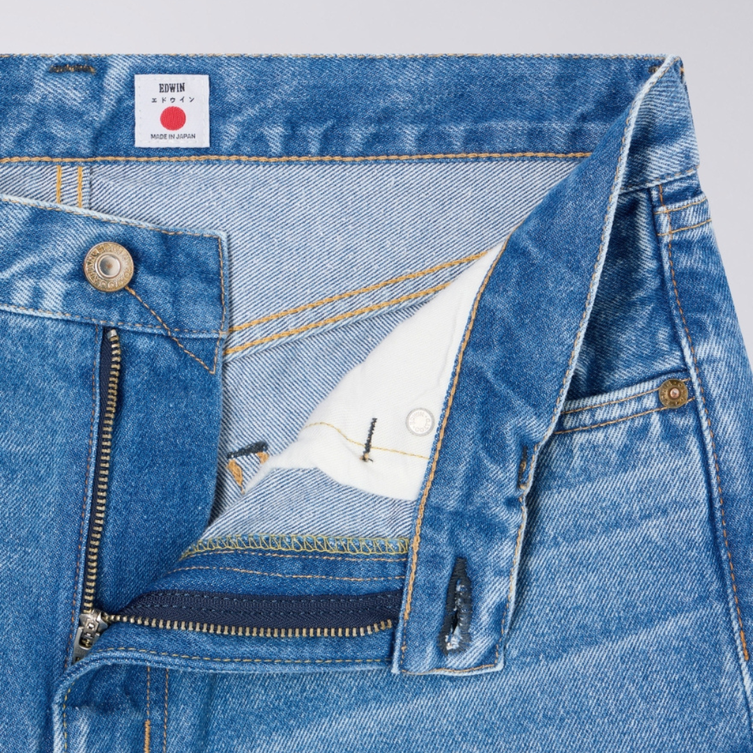 EDWIN || REGULAR STRAIGHT BLUE MID LIGHT USED