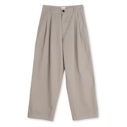 GIRLS OF DUST || EXTRA WIDE PLEATED PANTS OYSTER