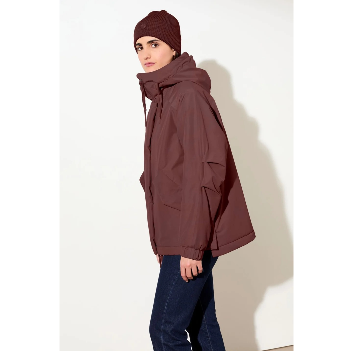 LANGER CHEN || WATTIERTER  KURZPARKA BURGUNDY