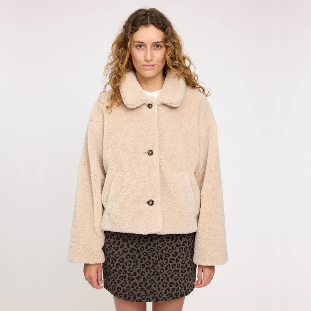MAZINE || FAUX-FUR BUTTON JACKET Natural