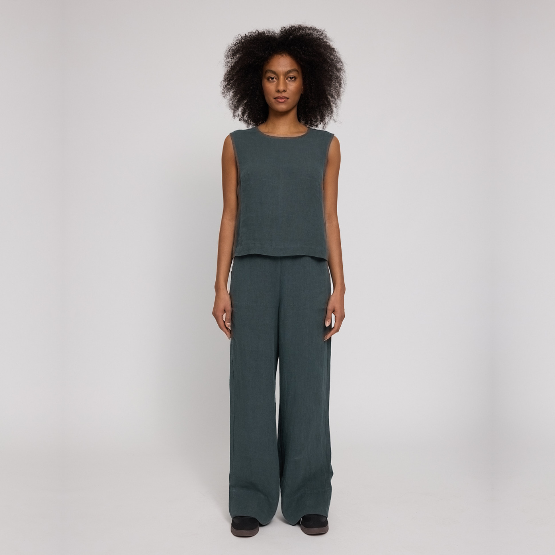 MAZINE || WOMANS LINEN TOP BOTTLE