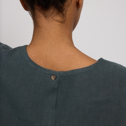 MAZINE || WOMANS LINEN TOP BOTTLE