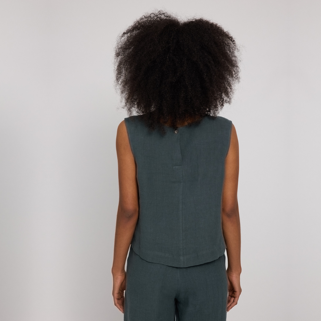 MAZINE || WOMANS LINEN TOP BOTTLE