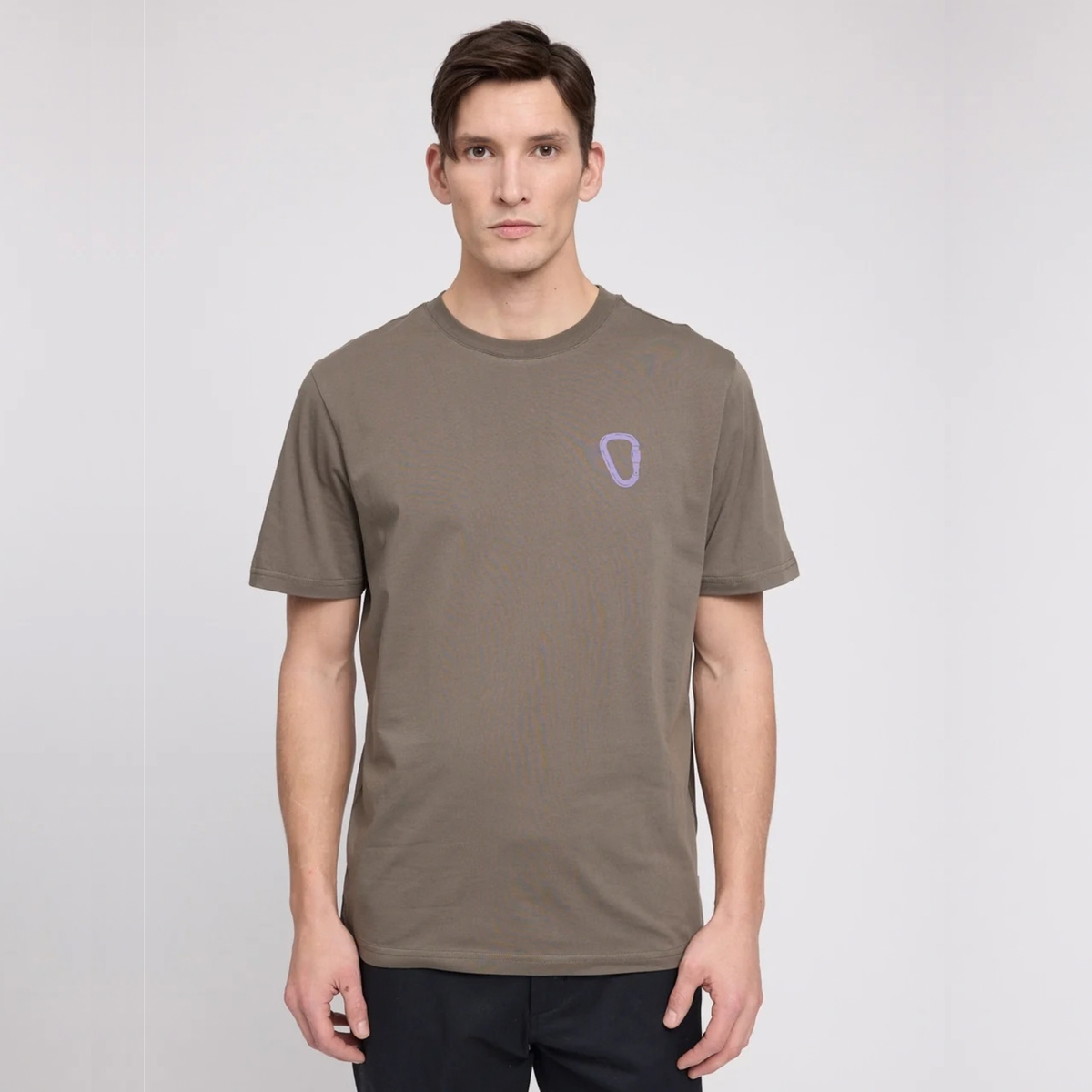 MAZINE || MEN CHEST PRINT T-SHIRT CROCODILE