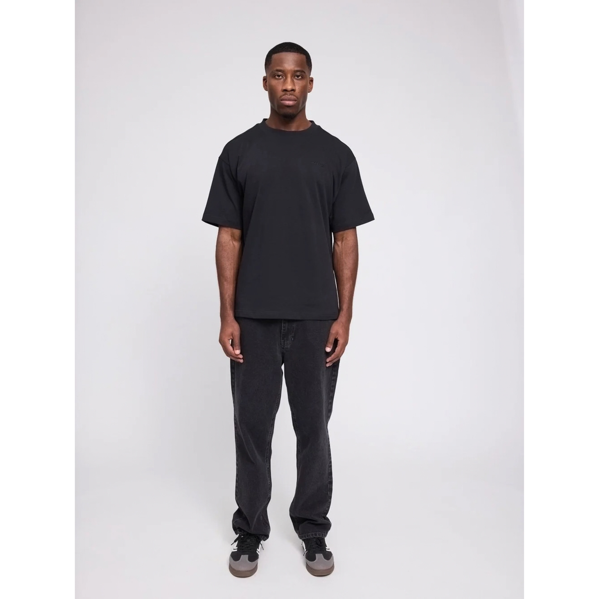 MAZINE || MEN HEAVY BASIC T-SHIRT BLACK