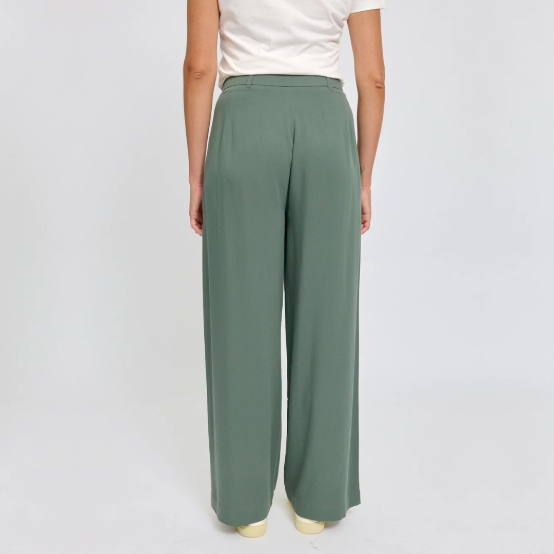 MAZINE || PLEATED VISCOSE PANTS WOMEN BOTTLE