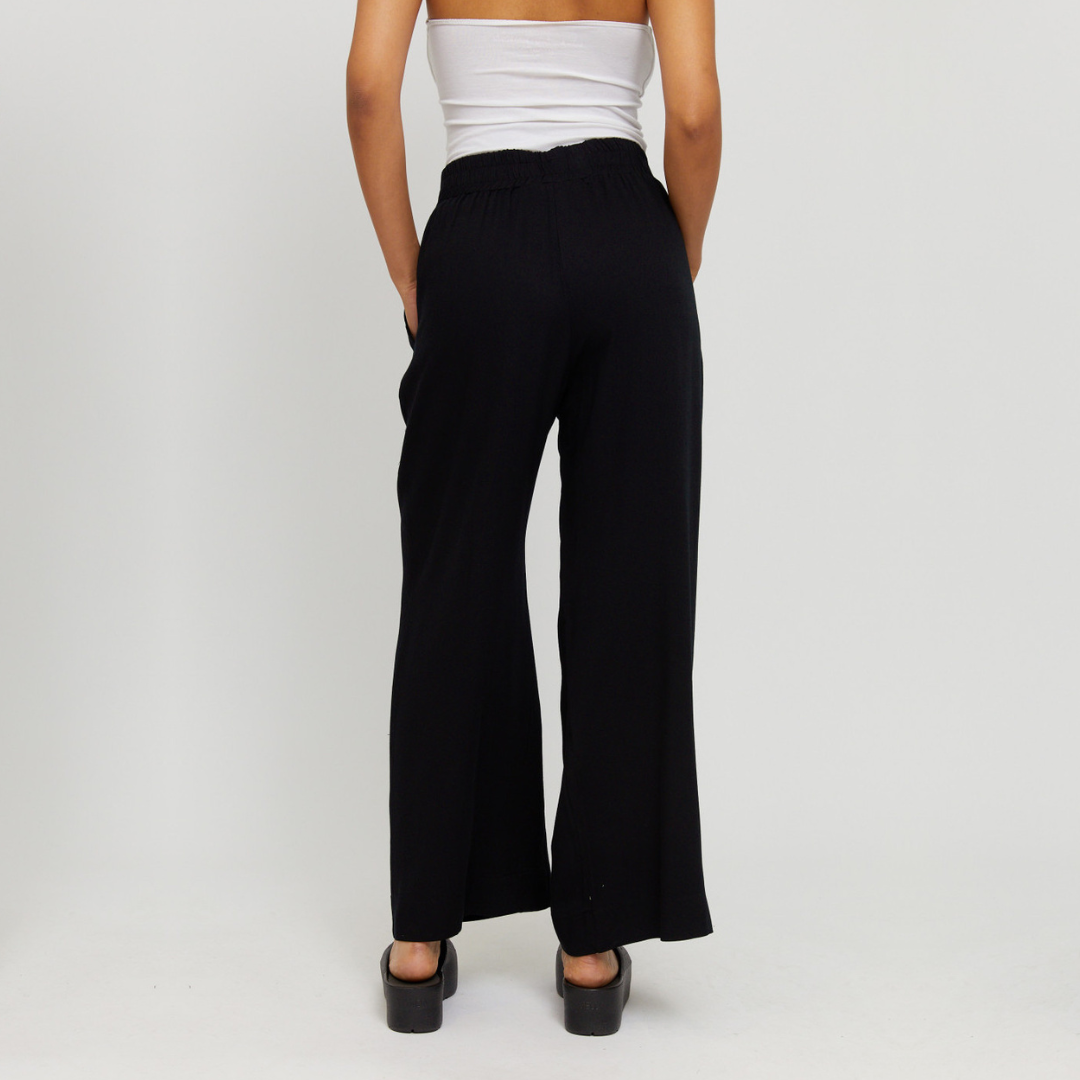 MAZINE || WOMANS WIDE LEG VISCOSE PANT BLACK