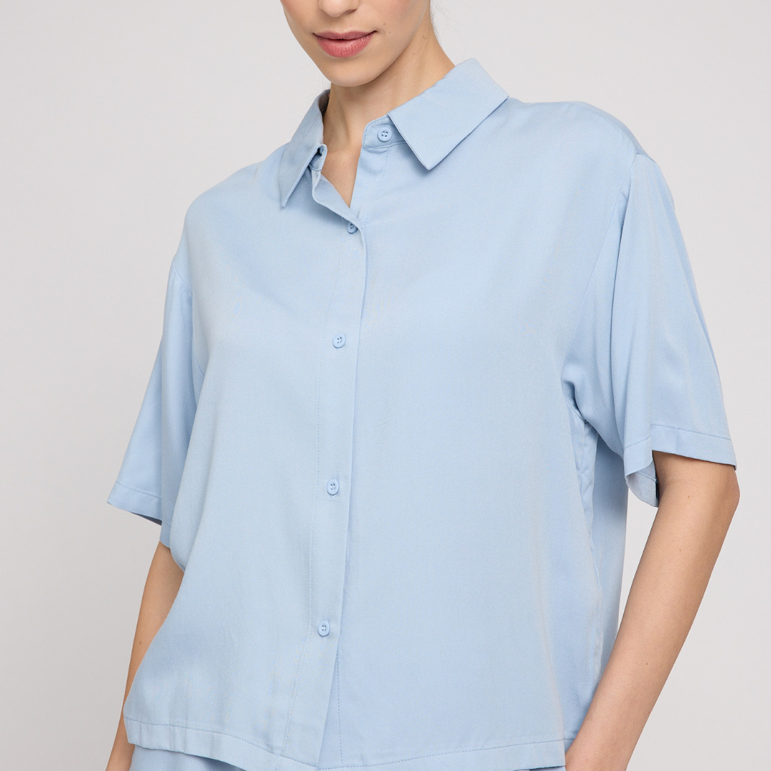 MAZINE || WOMANS SHORT SLEEVE VISCOSE SHIRT PASTEL BLUE