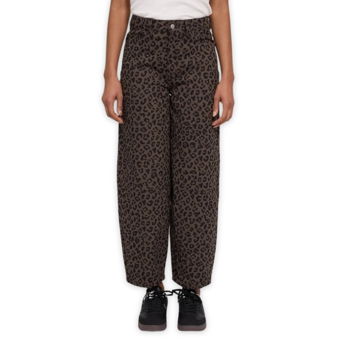 MAZINE || WOMEN PRINTED BARREL LEG DENIM PANTS CHOCOLATE BROWN / PRINTED