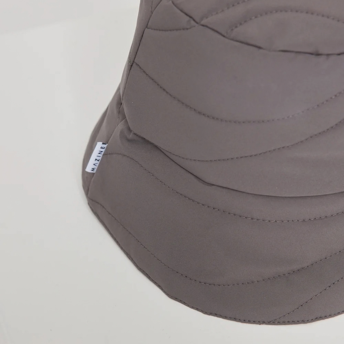 MAZINE || WOMEN WAVES QUILT PADDED BUCKET HAT WARM MUD
