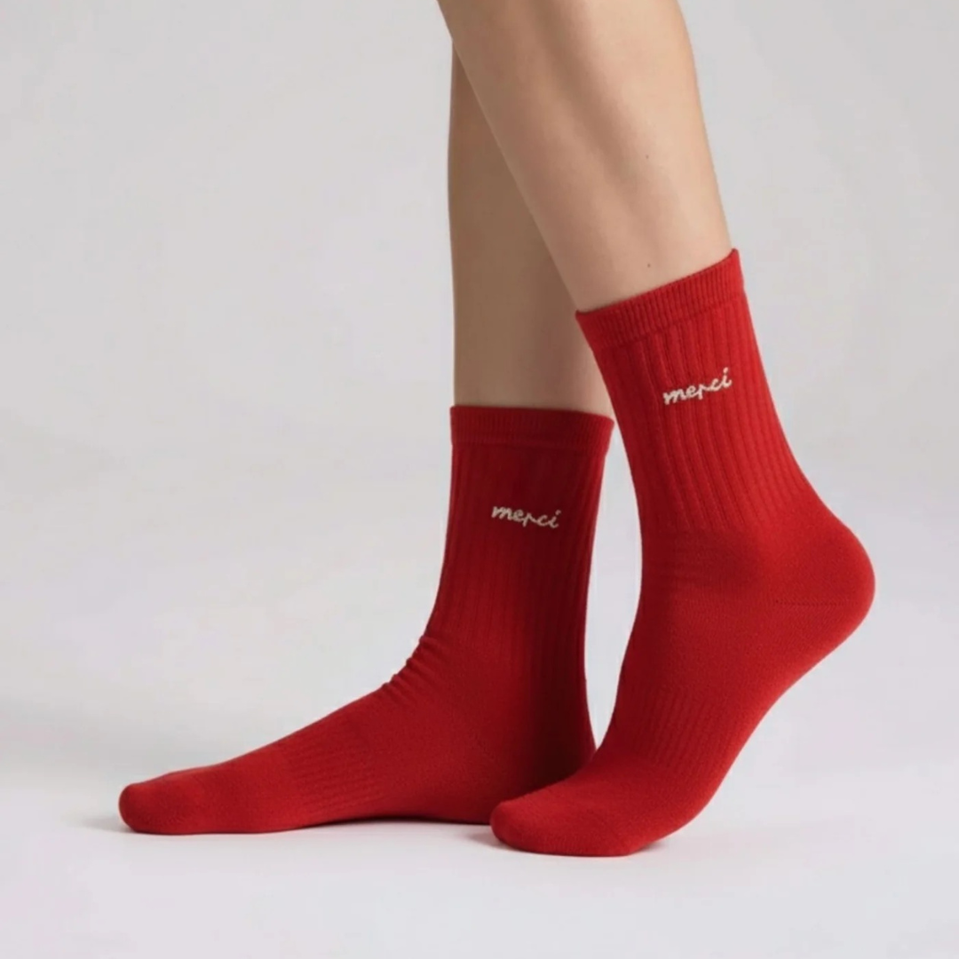 NBDC || MERCI SOCKEN DARK RED BEIGE
