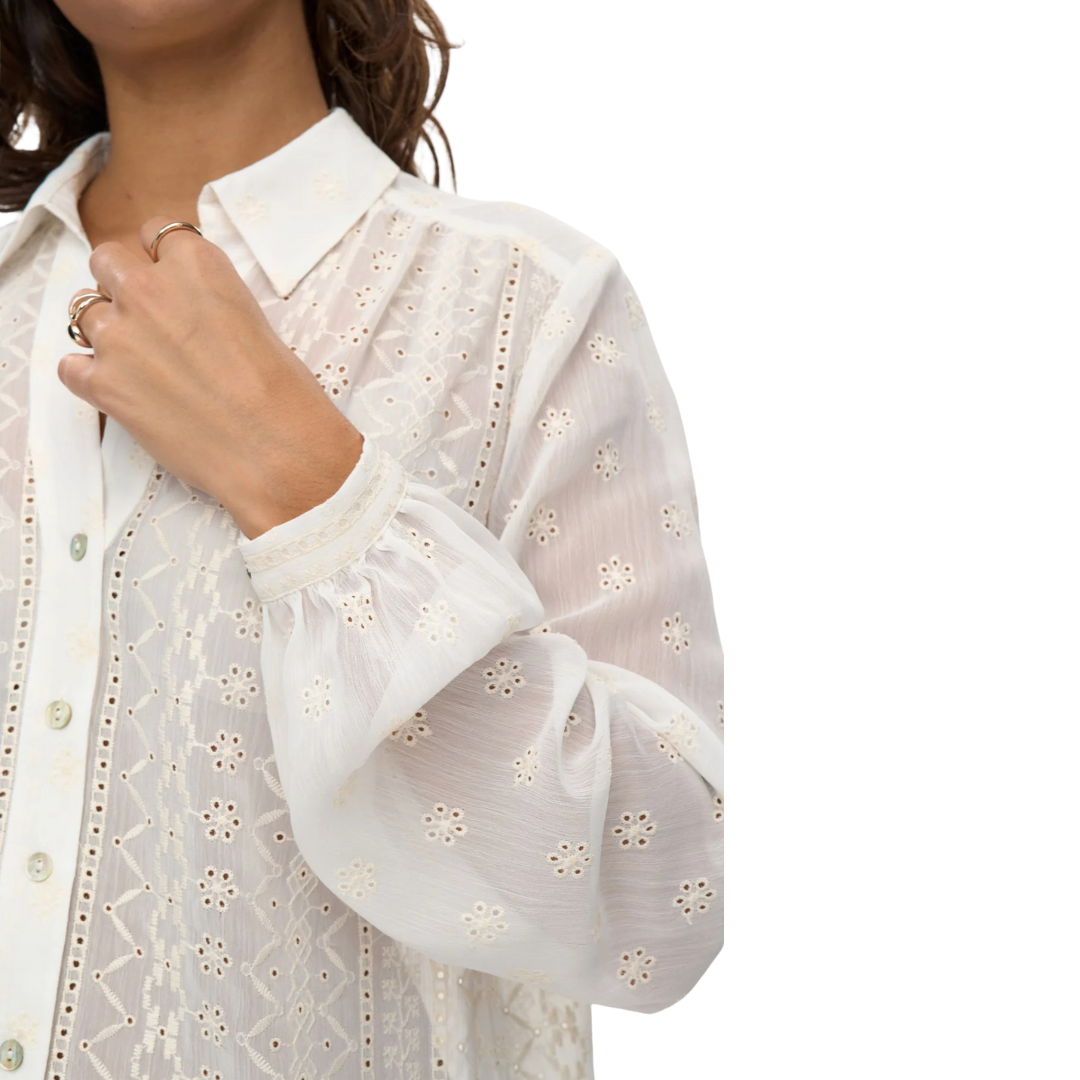 NÜMPH || NULAURE SHIRT CLOUD DANCER