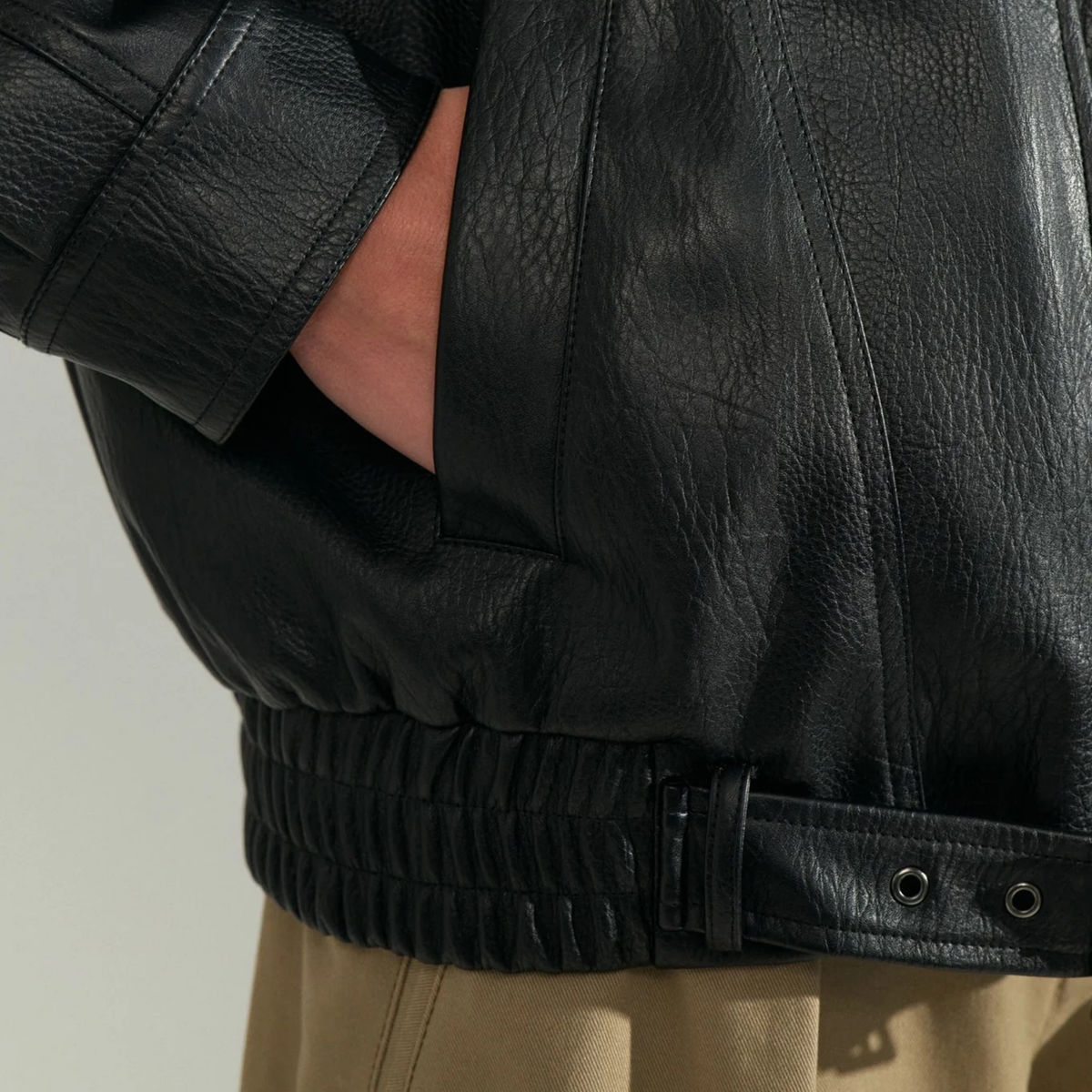 NÜMPH || NUBIKA OVERSIZE PU JACKET CAVIAR