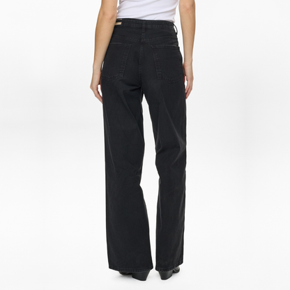 NÜMPH || NUBROOKLYN HIGH RISE WIDE JEANS BLACK DENIM