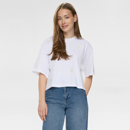 NÜMPH || NUFLEURA TEE BRIGHT WHITE