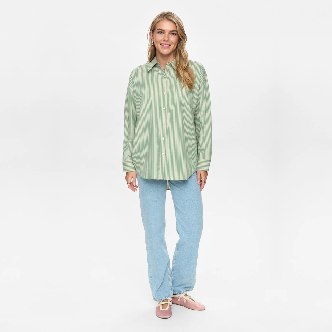 NÜMPH || NUHAILEY SHIRT W|O STONE VIBRANT GREEN