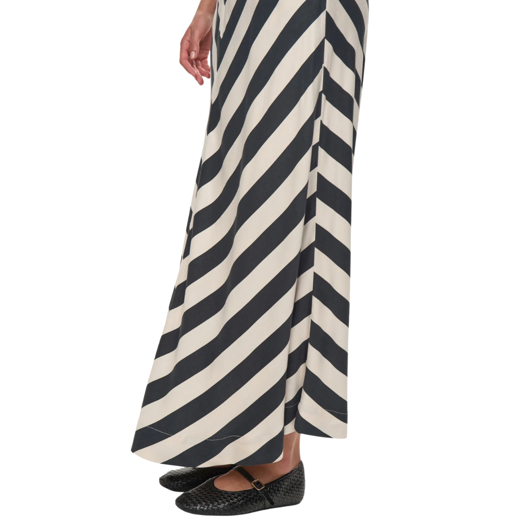 NÜMPH || NUMINZU SKIRT CAVIAR