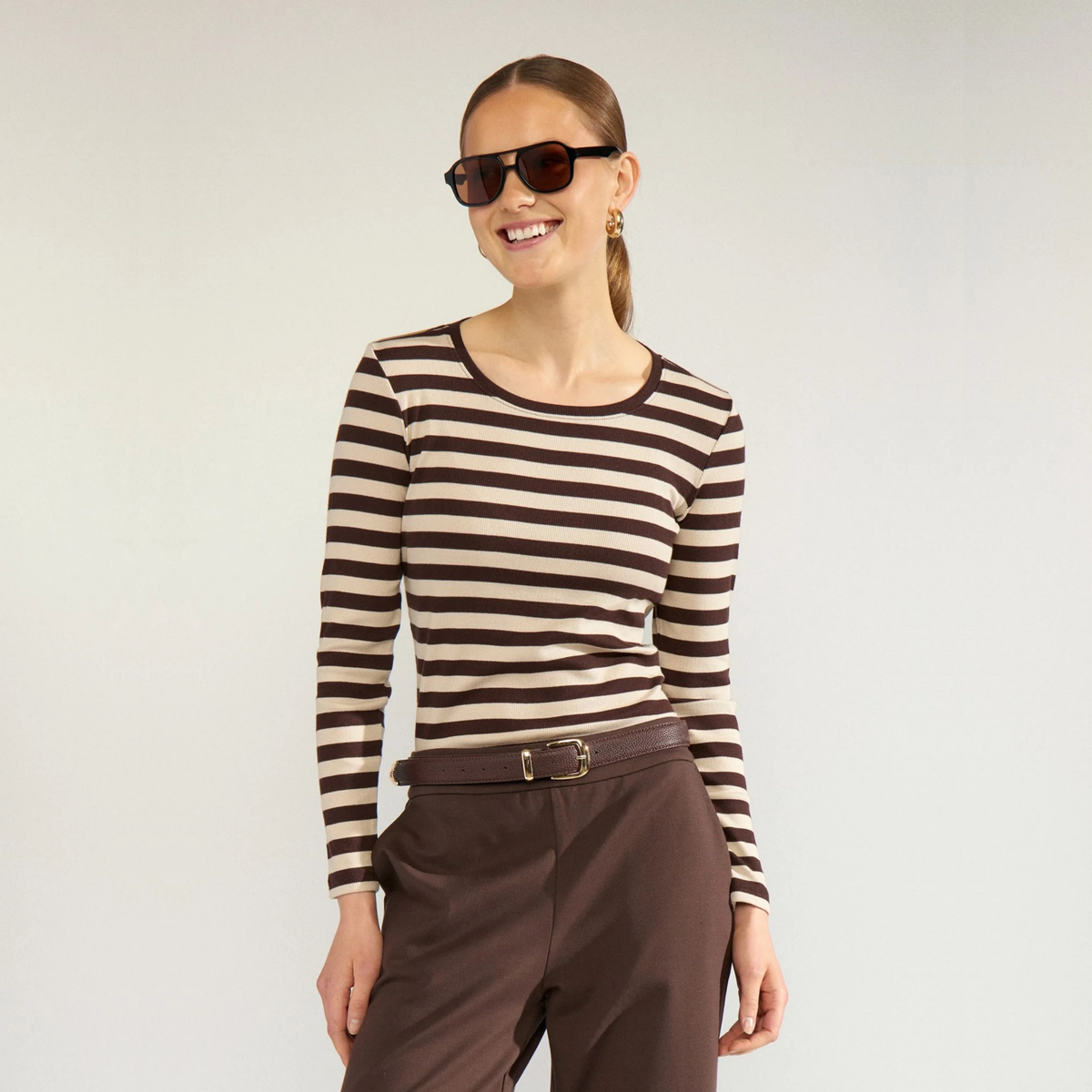 NÜMPH || NUMIXIE LS T-SHIRT-GOTS BLACK COFFEE