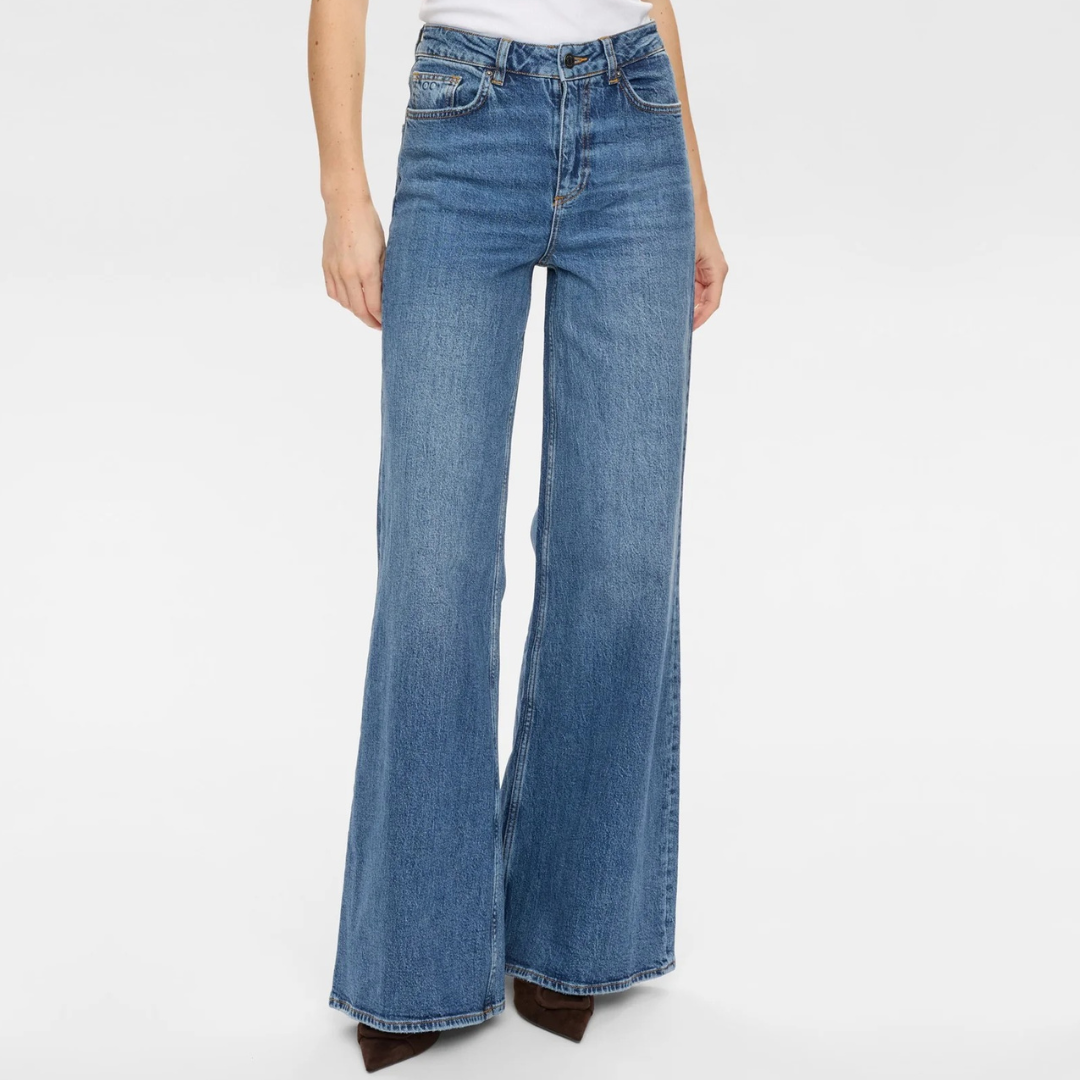 NÜMPH || NUPISA HR WIDE JEANS MEDIUM BLUE DENIM 34“