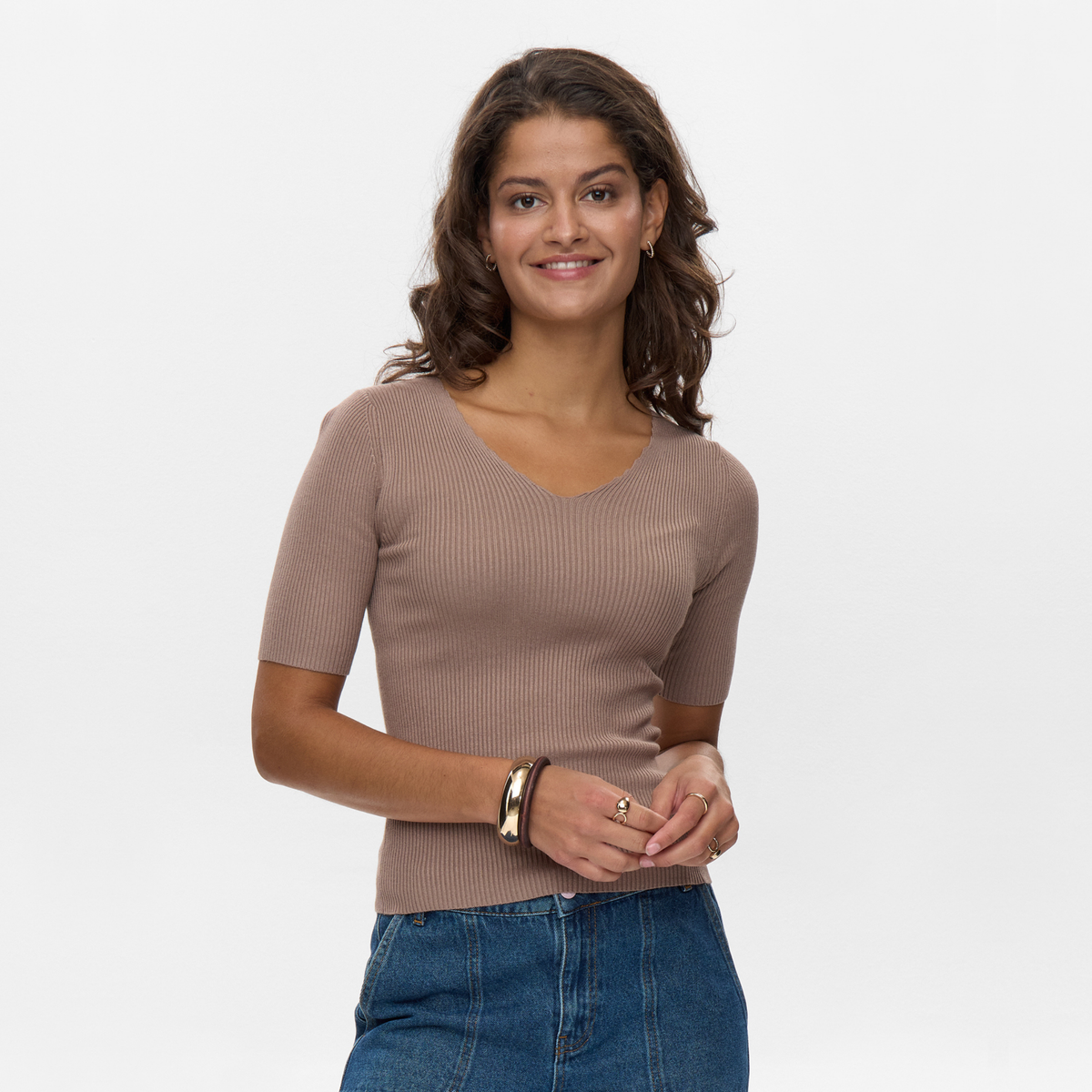 NÜMPH || NUYAELET SS PULLOVER CROPPED TAUPE GREY
