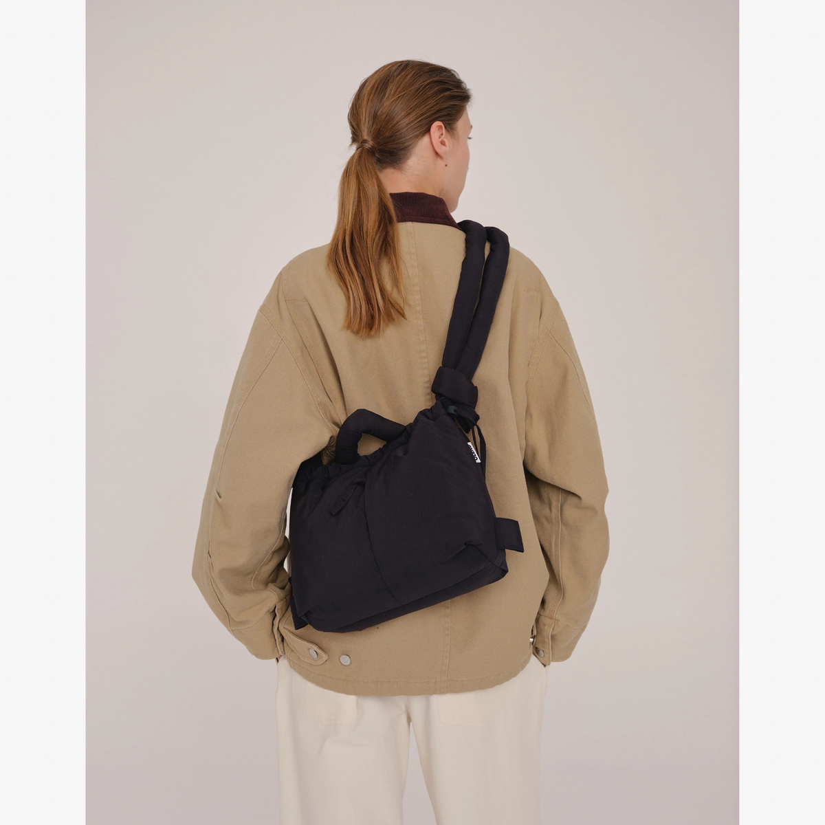 ÖLEND || BLACK COMPACT ONA SOFT BAG