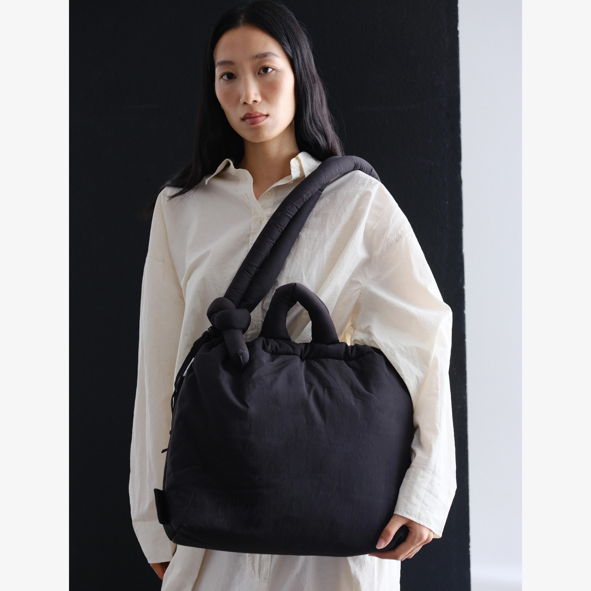 ÖLEND || BLACK ONA SOFT BAG