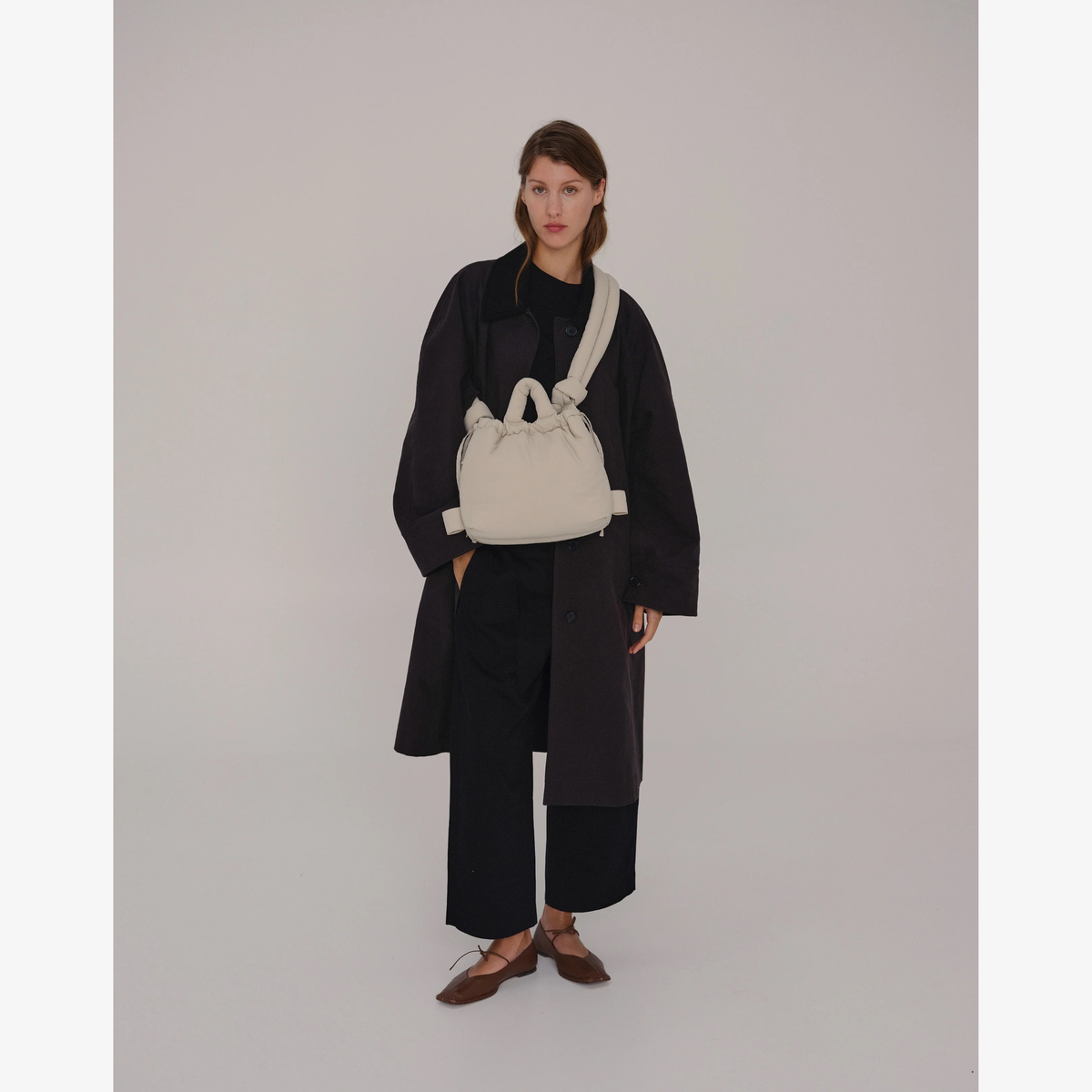 ÖLEND ||  SAND COMPACT ONA SOFT BAG