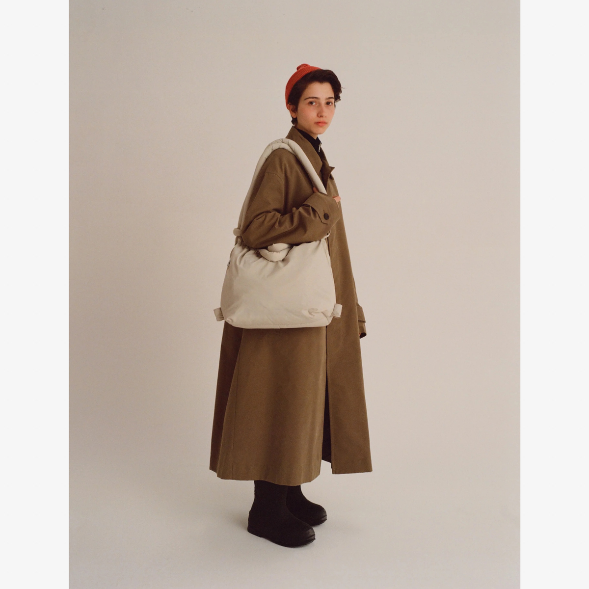 ÖLEND ||  SAND ONA SOFT BAG