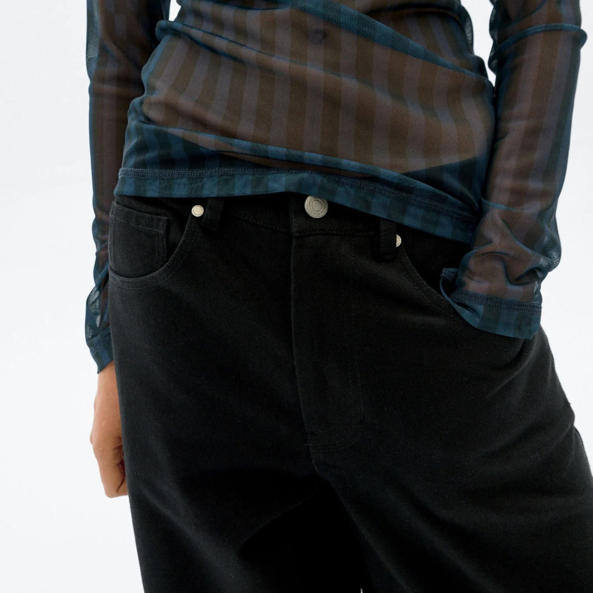THINKING MU || BLACK HEDDA PANTS WOMAN