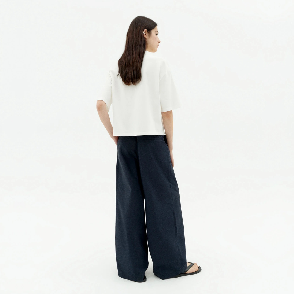 THINKING MU || LENA TEE WHITE WOMAN