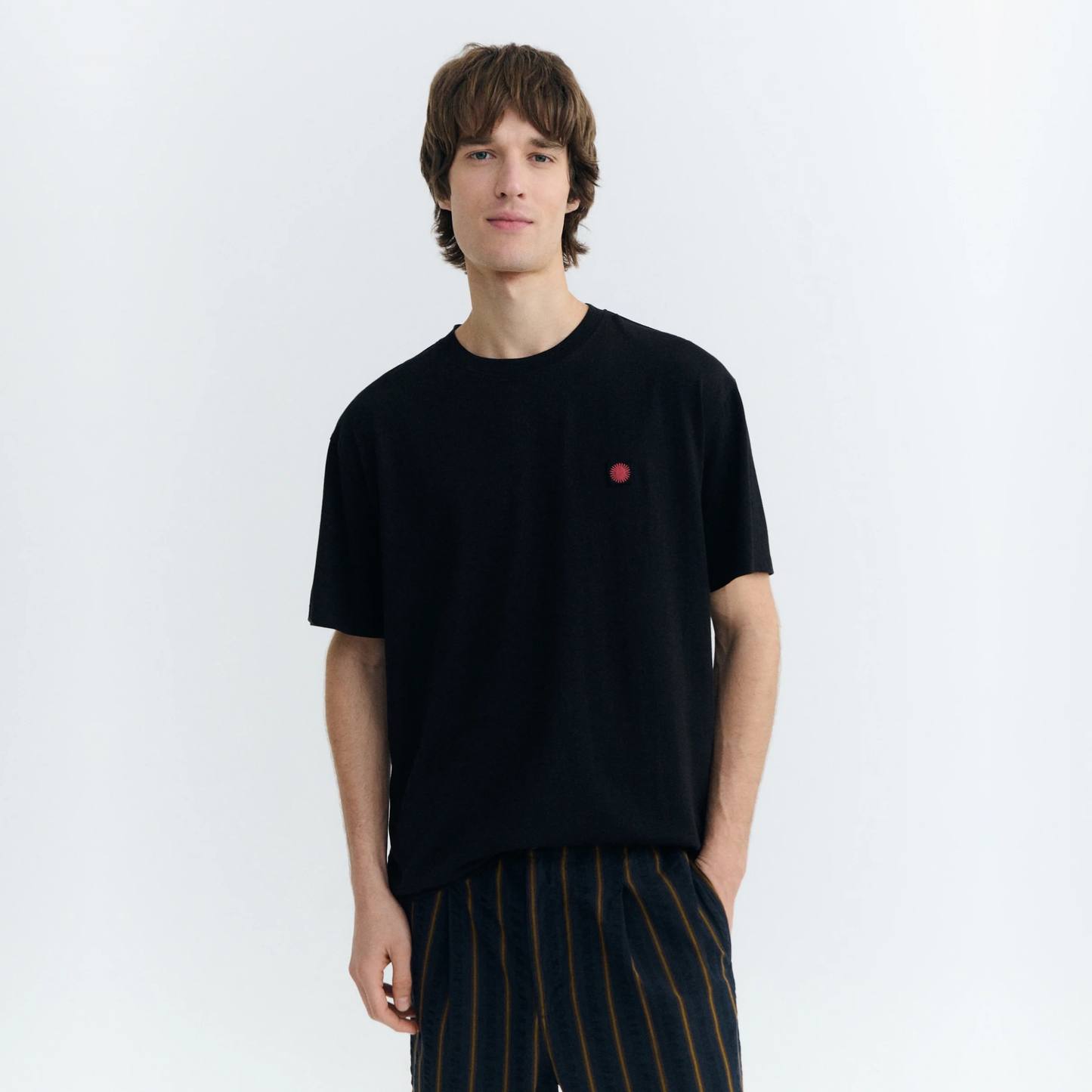 THINKING MU || SOL CONTRAST AARON TEE BLACK MAN