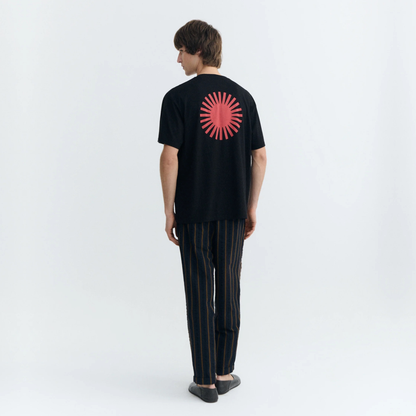 THINKING MU || SOL CONTRAST AARON TEE BLACK MAN