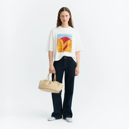 THINKING MU || YOSIGO CHAIR WHITE LENA TEE