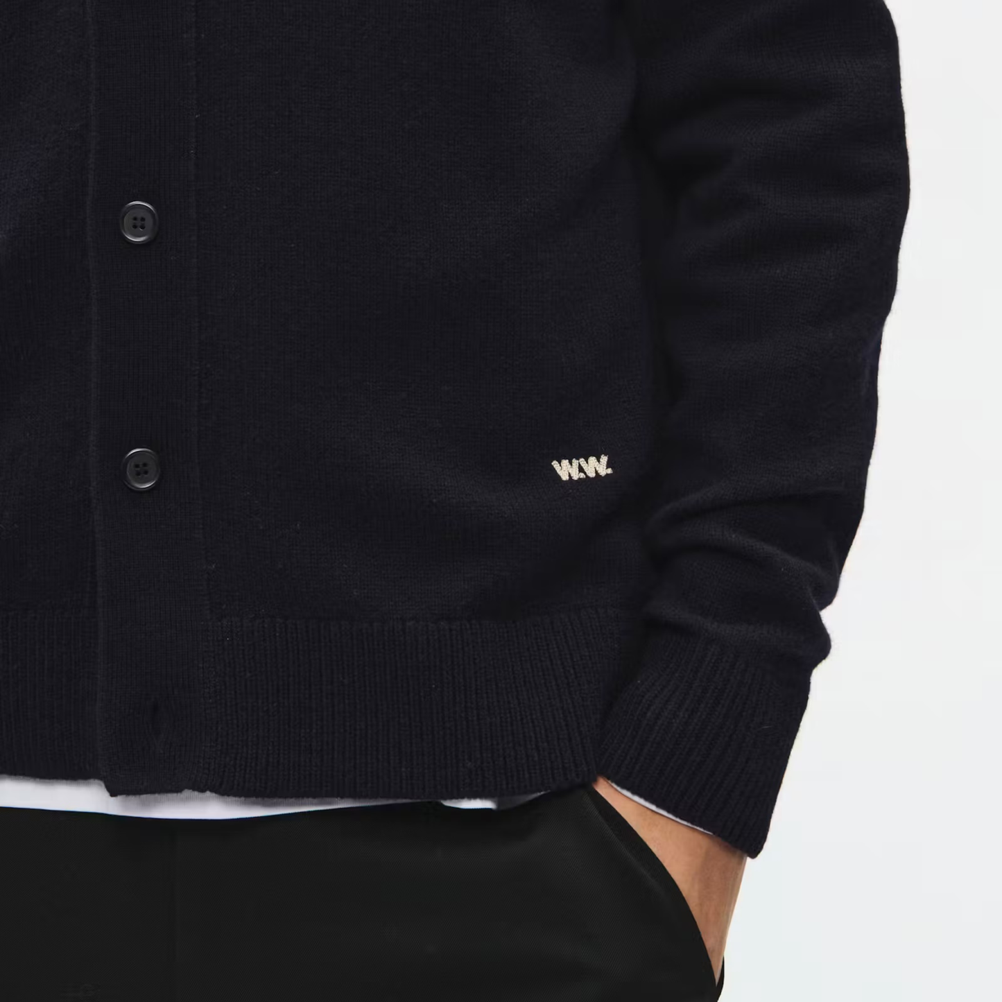 WOOD WOOD || LOGO CARDIGAN SALUTE